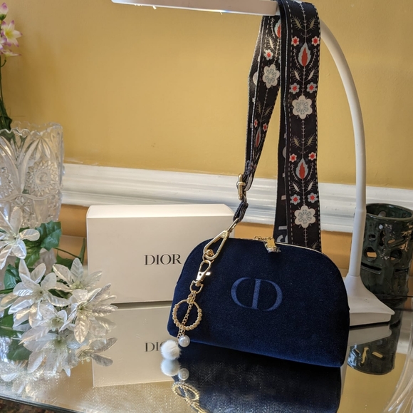 Dior pouch - Picture 7 of 14